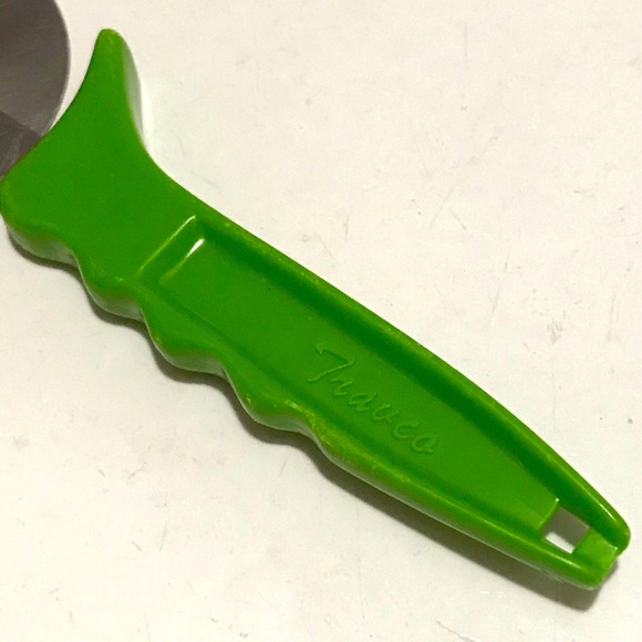 Vintage Travco Pizza Slicer - Picture 6 of 6
